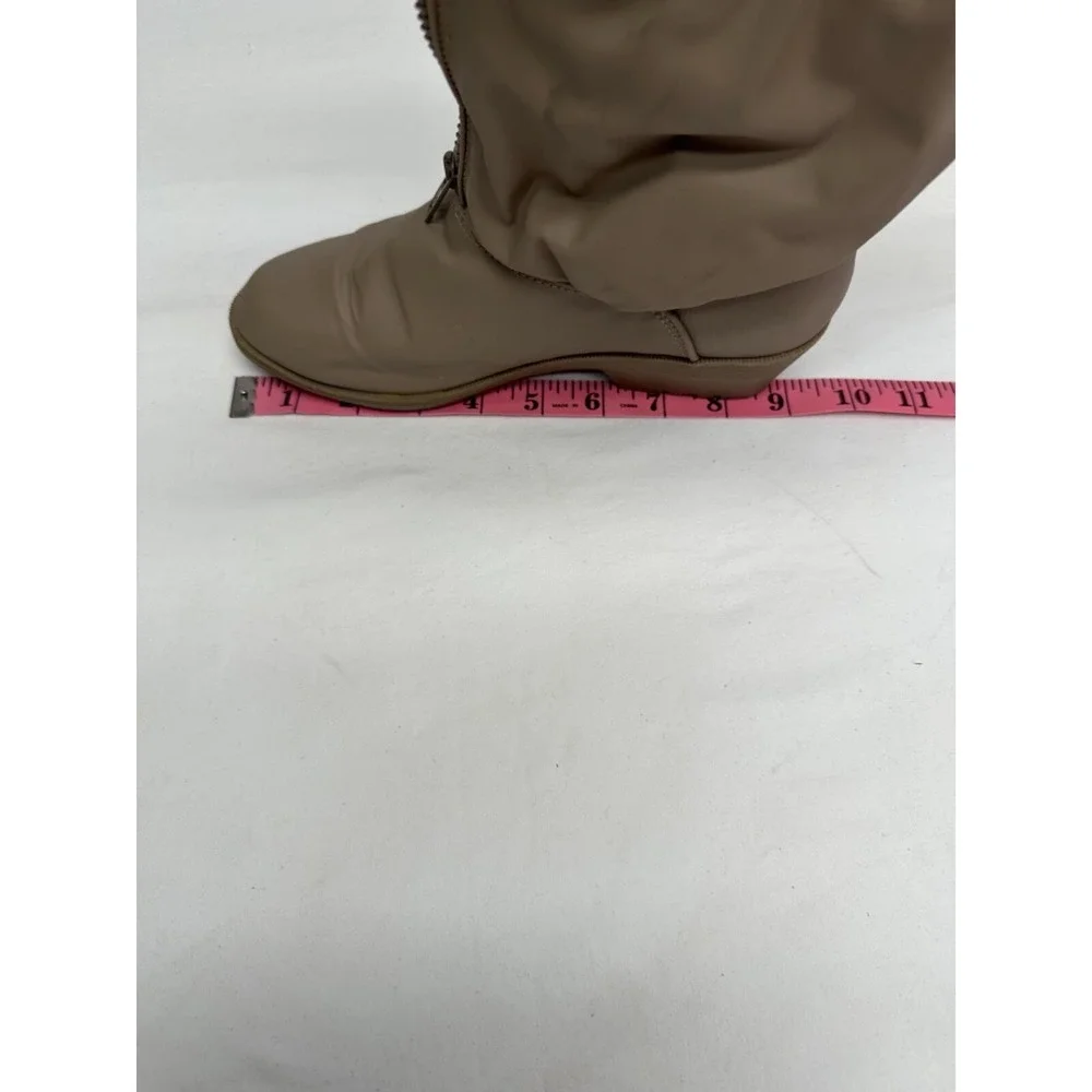 Tumbleweeds Boots SZ 6M  Beige Zipped up Womens fur-like‎ inside